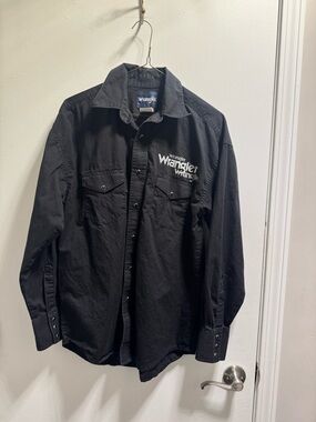 *Wrangler Black Western Work Shirt with Chest Logo